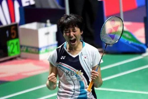 头球还是地 头球还是地