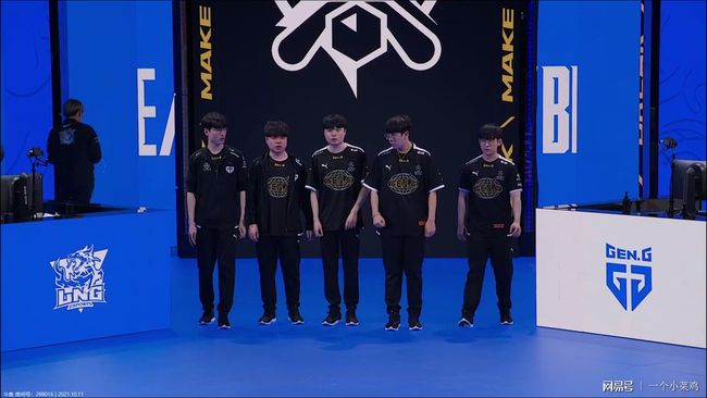 了坚实基础 了坚实基础